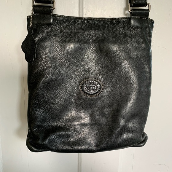 Roots Venetian Purse - Picture 5 of 12